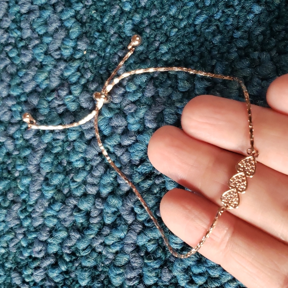 Pretty Goldtone Triple Heart Bracelet